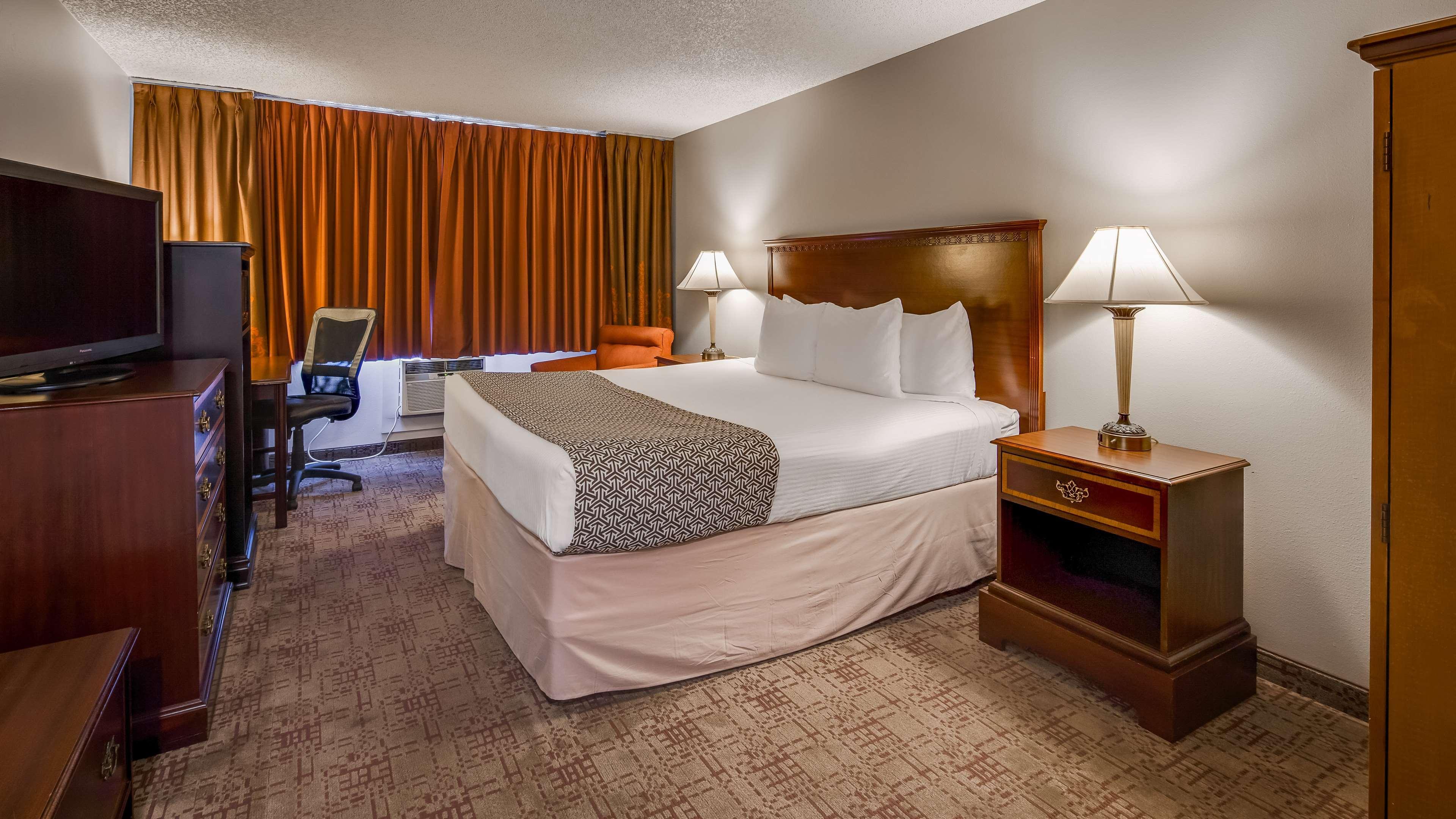 Surestay Hotel By Best Western Thomson Экстерьер фото