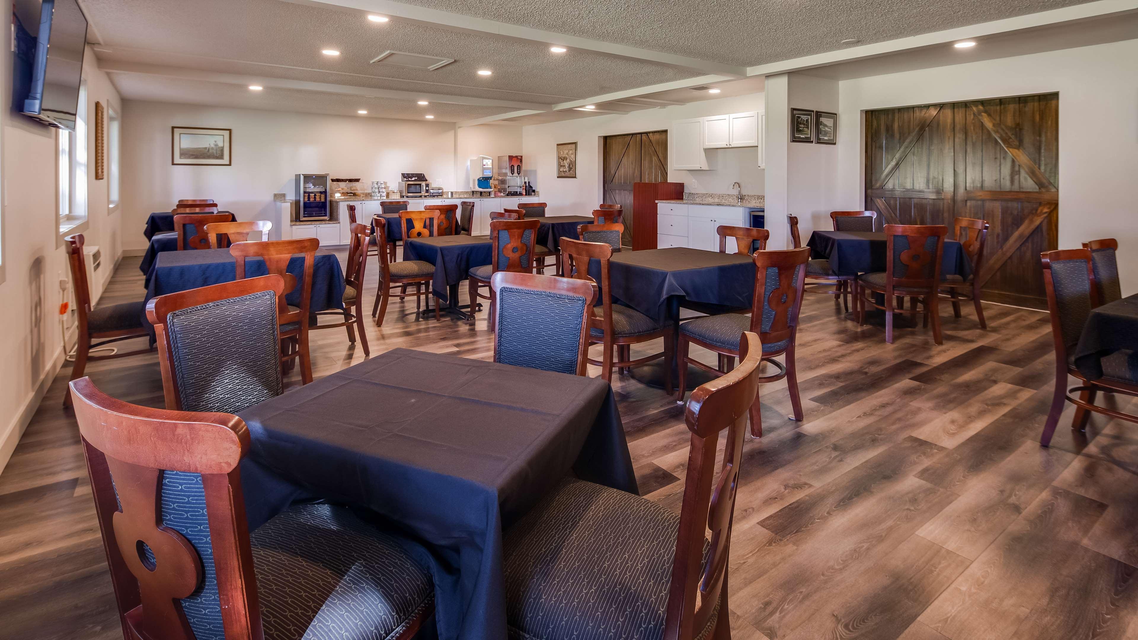 Surestay Hotel By Best Western Thomson Экстерьер фото