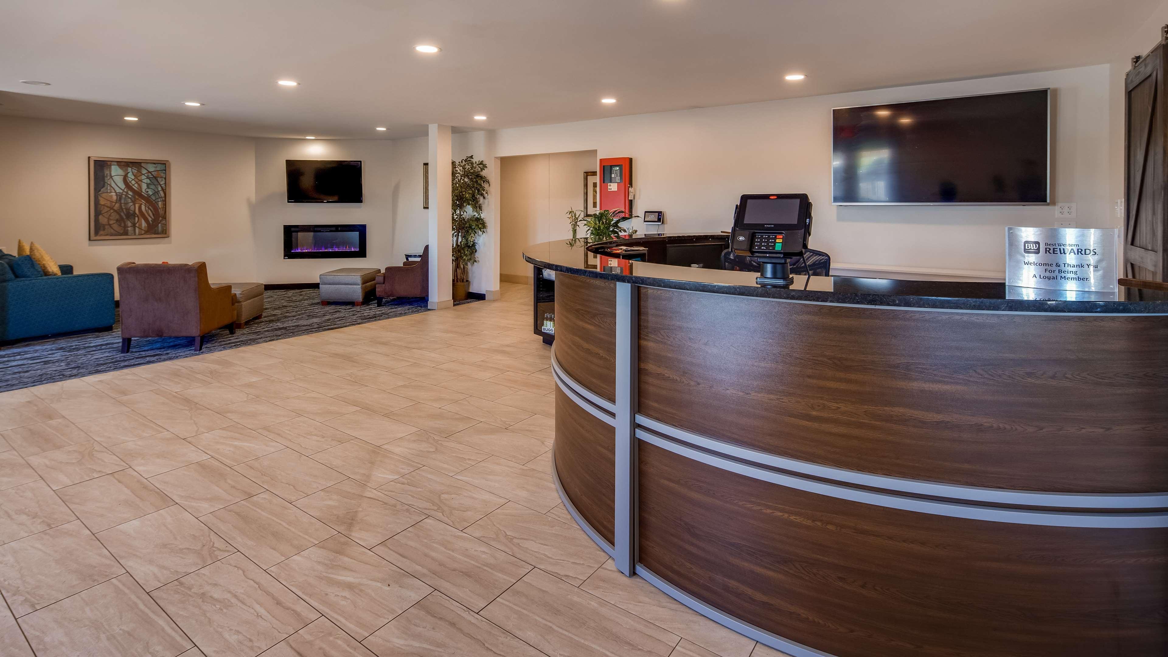 Surestay Hotel By Best Western Thomson Экстерьер фото