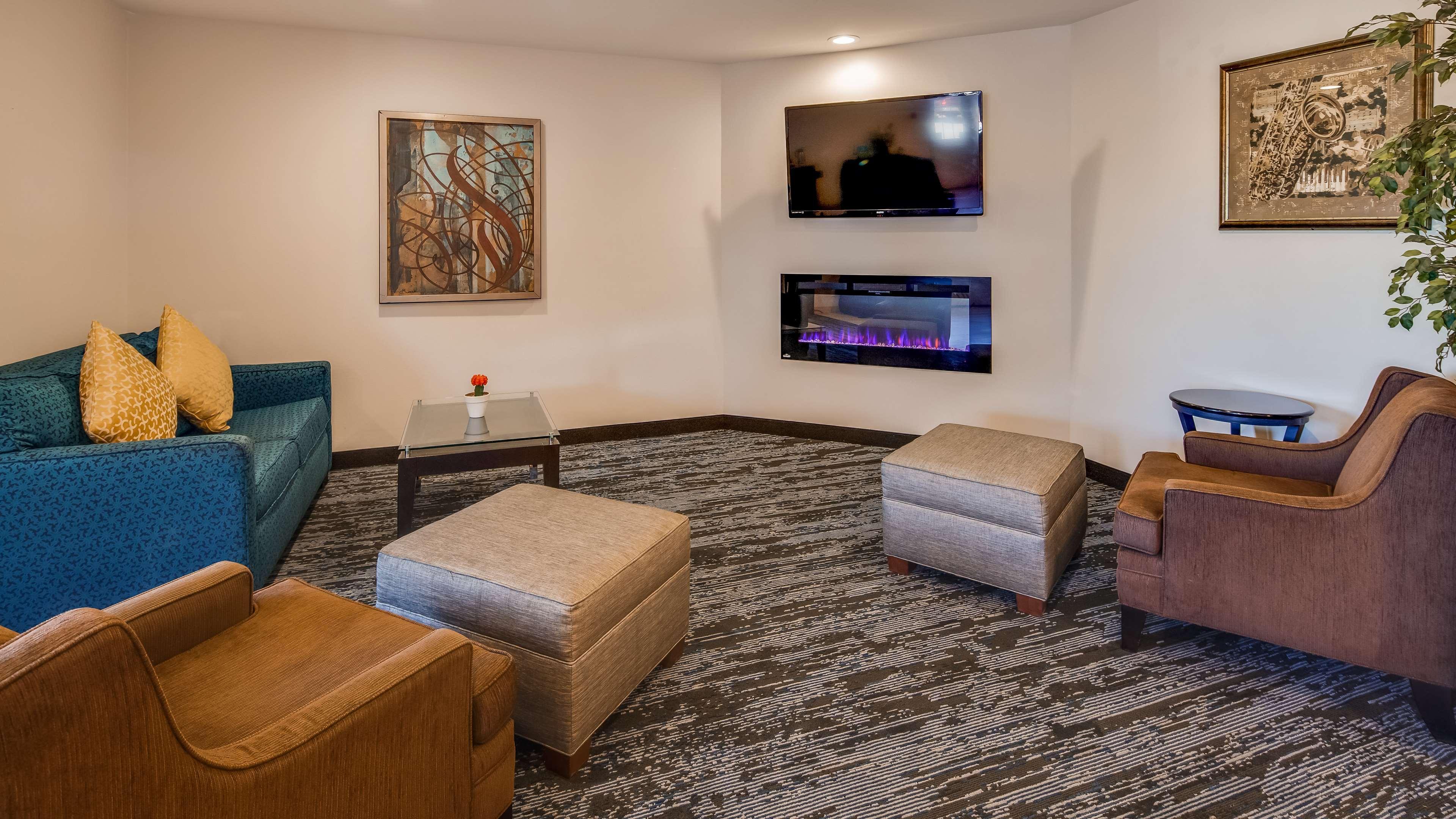 Surestay Hotel By Best Western Thomson Экстерьер фото